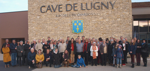 Photo du jumelage prise à la cave de Lugny